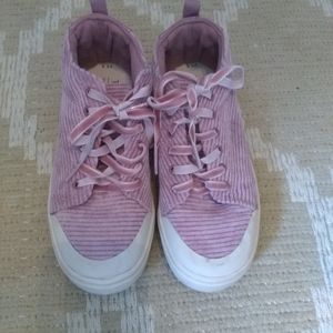 Girls Corduroy Toms with Velvet Laces